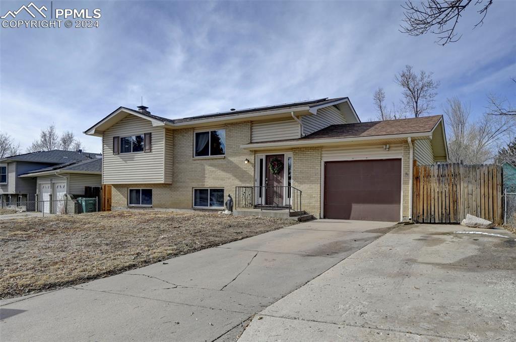 610 Rowe Ln., Colorado Springs, CO 80911