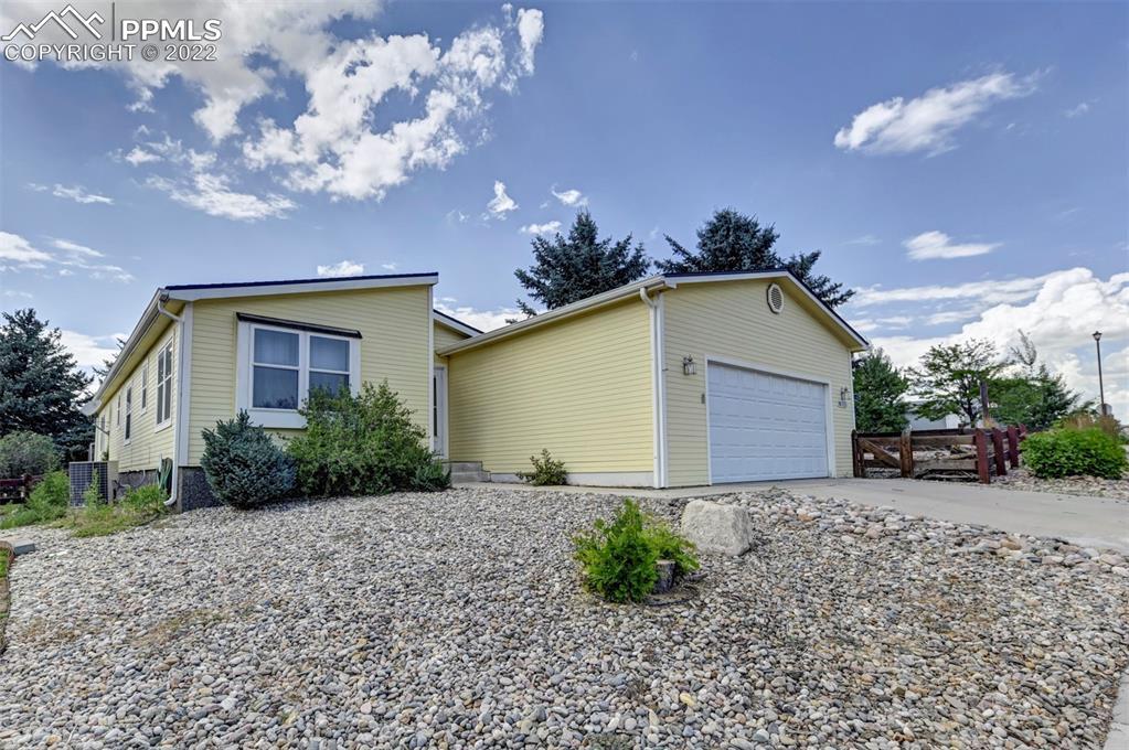 4006 Gray Fox Heights, Colorado Springs, CO 80922