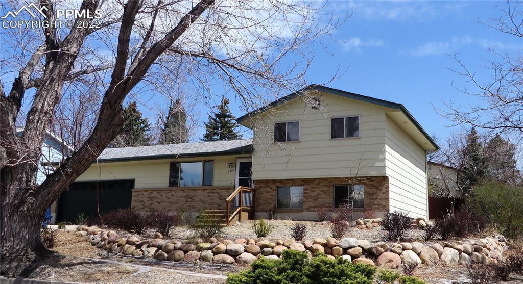 2818 Ridgeglen Ct., Colorado Springs, CO 80918