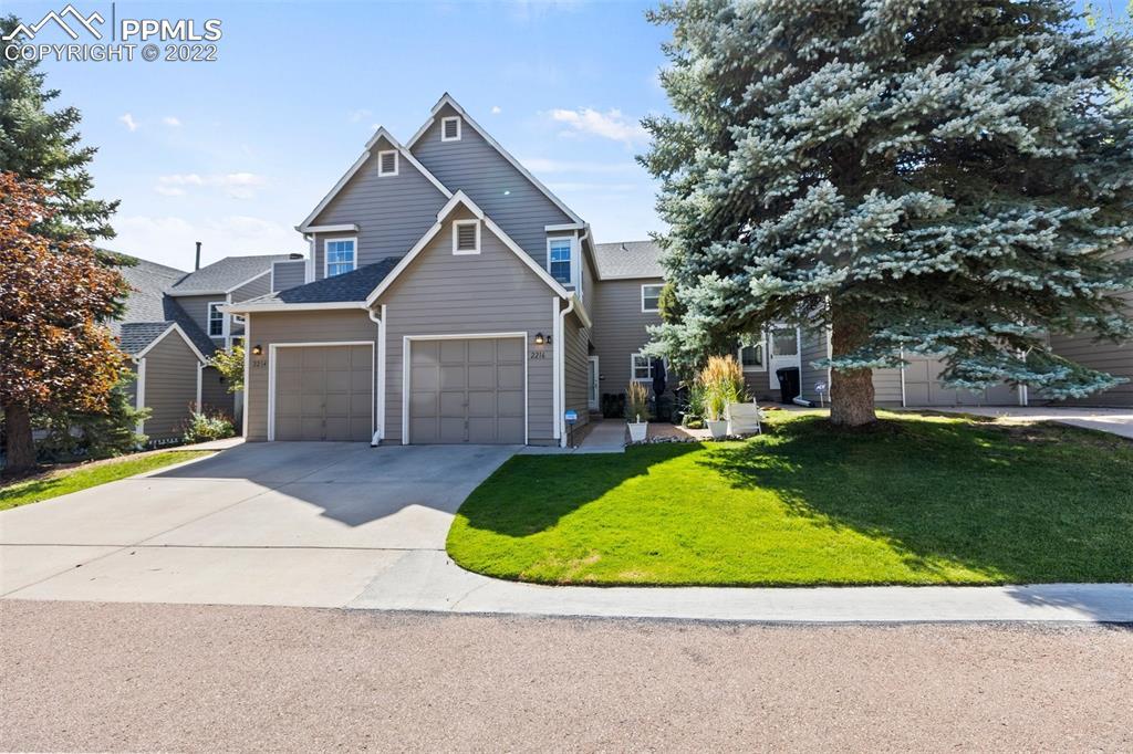 2216 Palm Dr., Colorado Springs, CO 80918