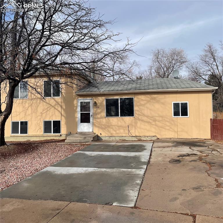 239 Tanna Ct., Colorado Springs, CO 80916