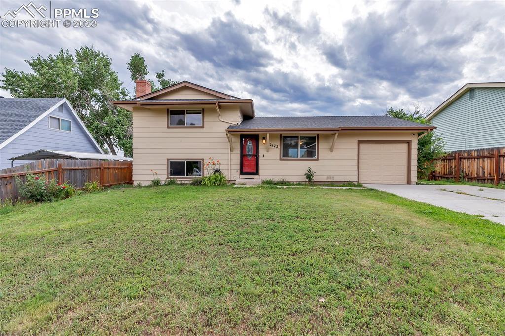 2172 Whitewood Dr., Colorado Springs, CO 80910