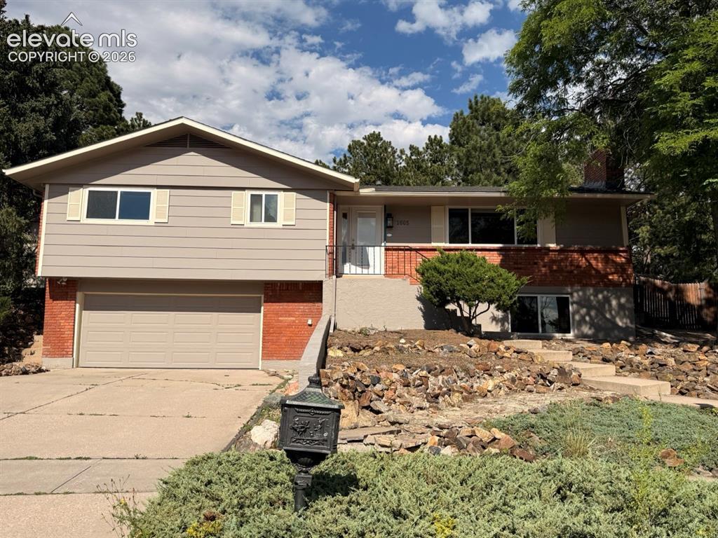1605 Lehmberg Blvd., Colorado Springs, CO 80915
