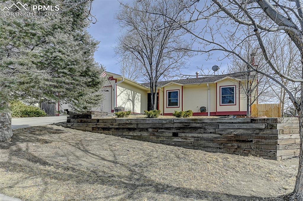 2374 Distinctive Dr., Colorado Springs, CO 80920