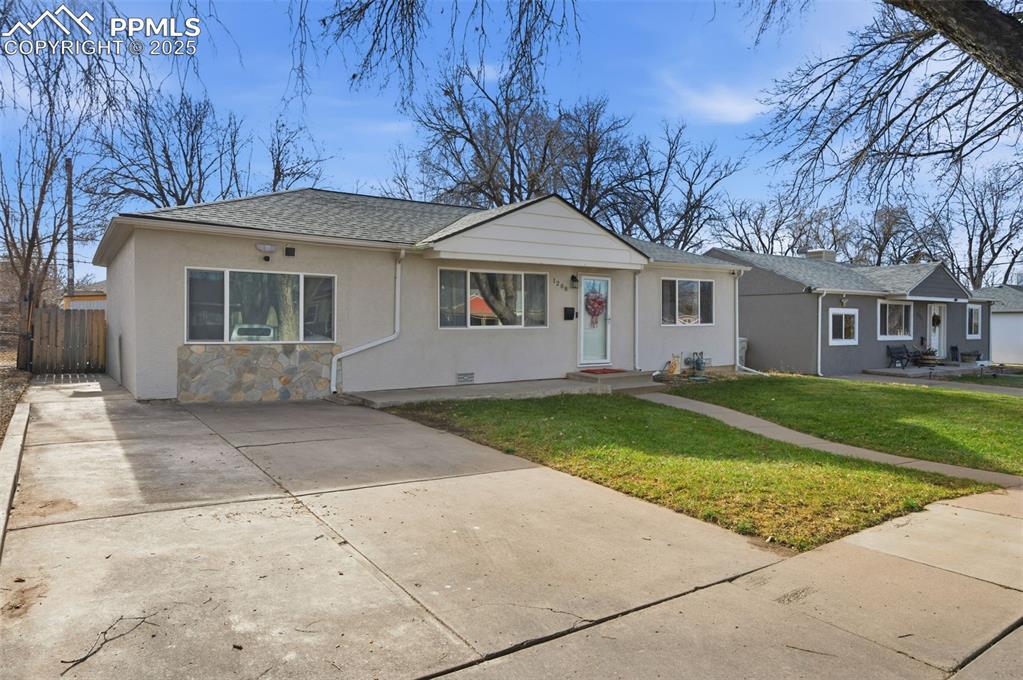 1208 Alexander Cir., Pueblo, CO 81001