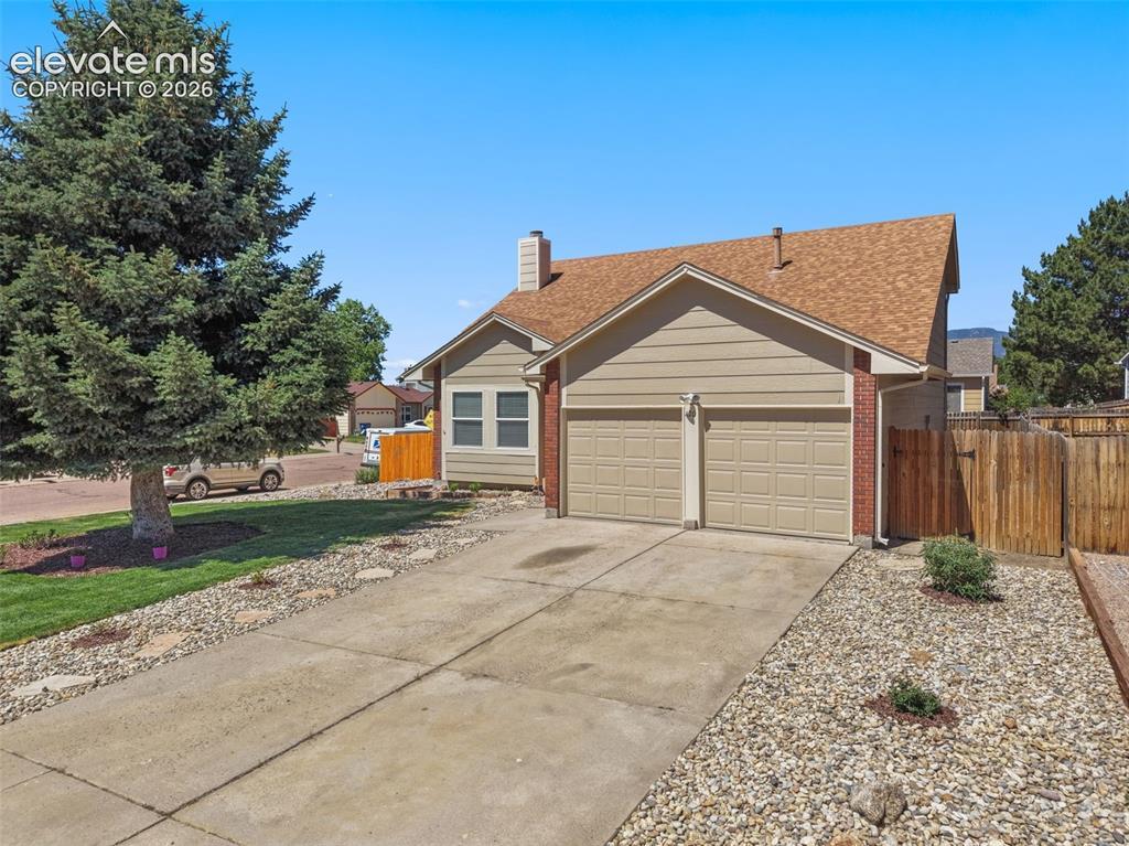 420 Fleming St., Colorado Springs, CO 80911