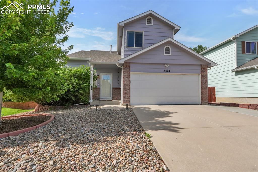 5528 Vermillion Bluffs Dr., Colorado Springs, CO 80923