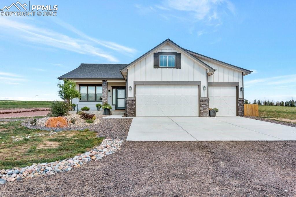 20078 Silverado Hill Loop, Colorado Springs, CO 80928