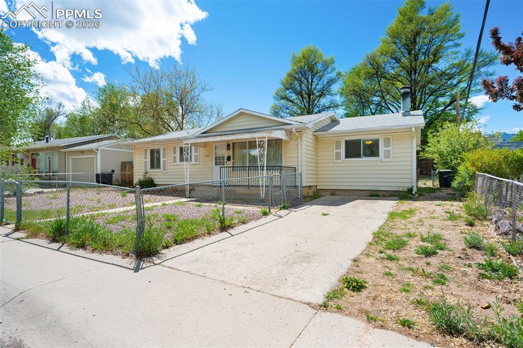 1003 Florence Ave., Colorado Springs, CO 80905