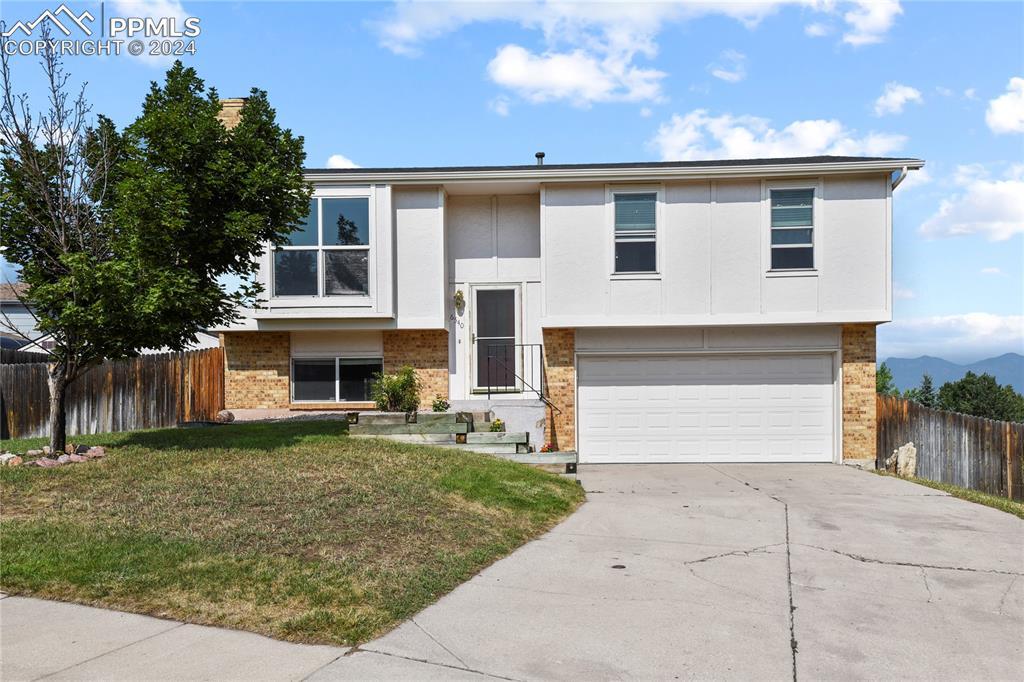 6540 Alberta Dr., Colorado Springs, CO 80918