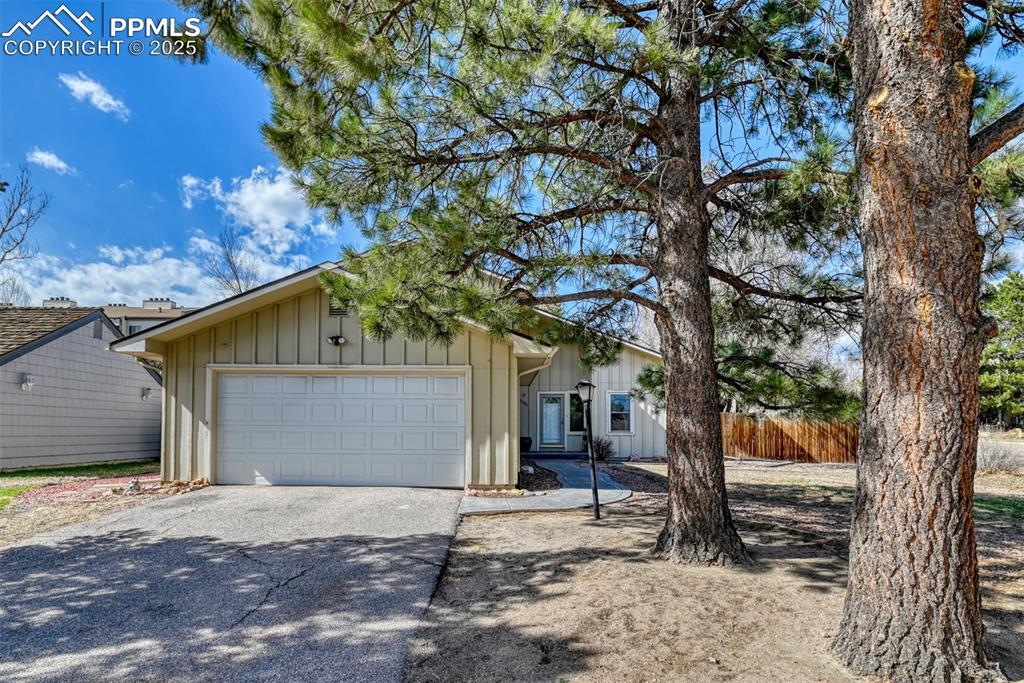 6486 Hawkeye Cir., Colorado Springs, CO 80919