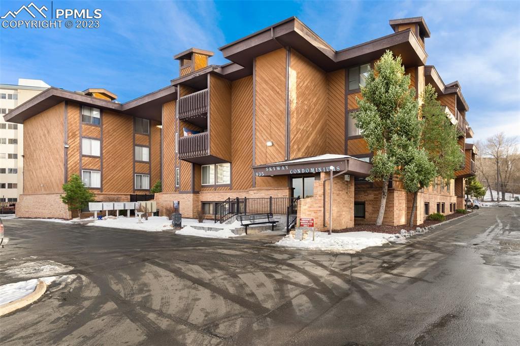 935 Saturn Dr. #119, Colorado Springs, CO 80905