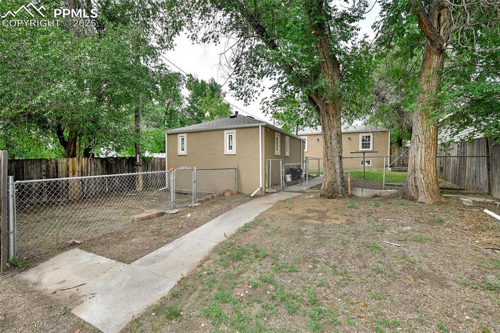 823 E Costilla St., Colorado Springs, CO 80903
