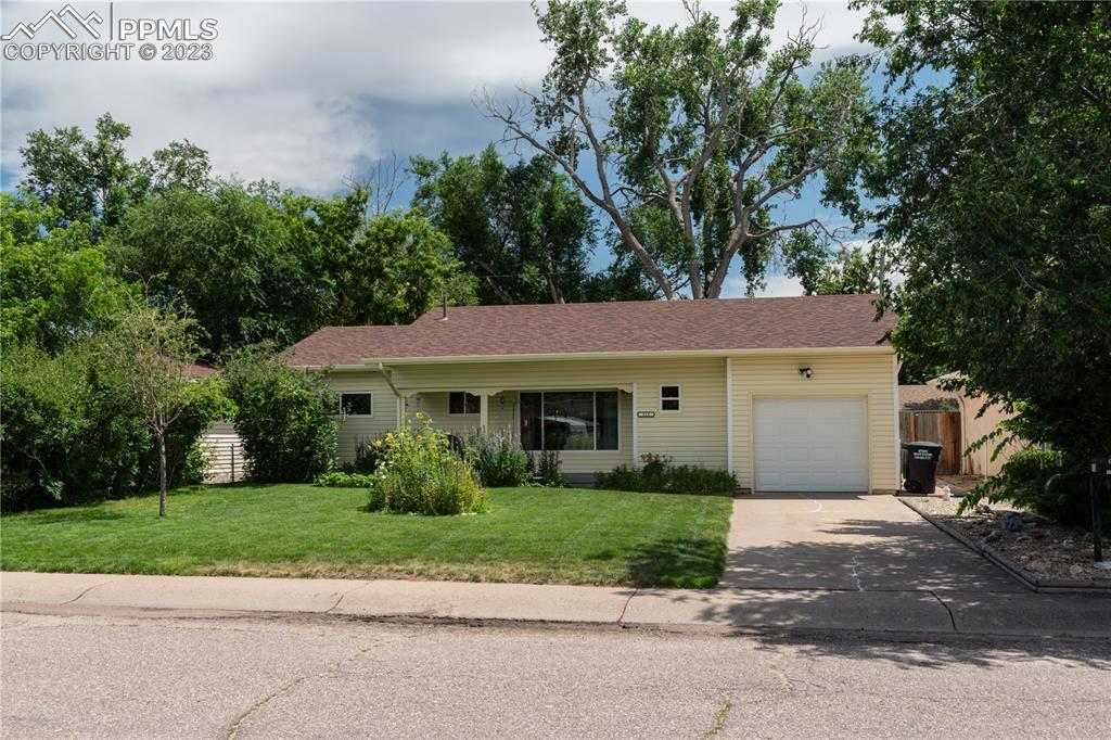 113 Steven Dr., Colorado Springs, CO 80911