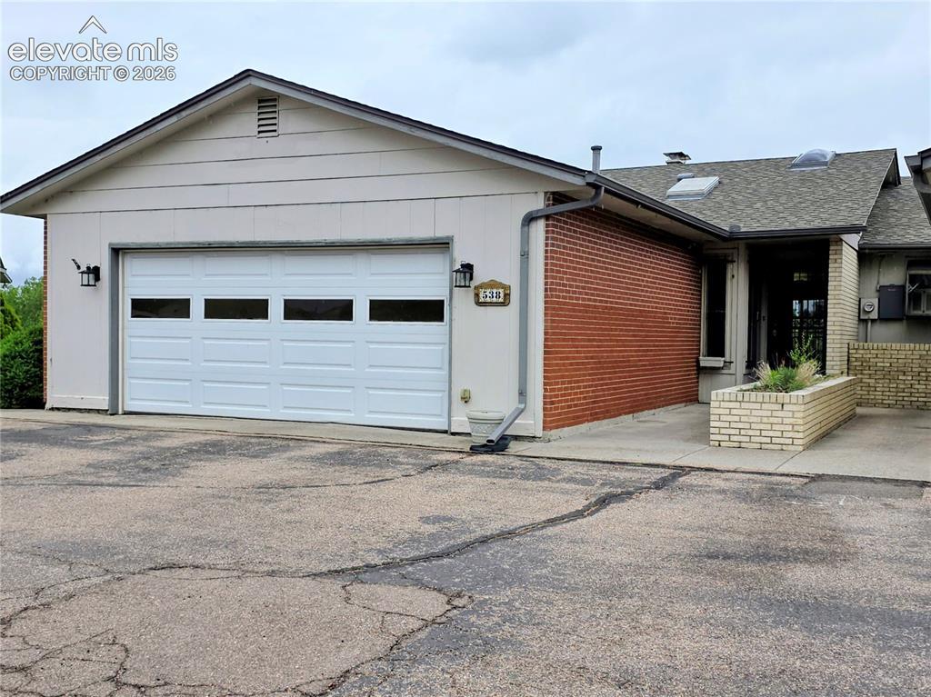 538 Lakewood Cir., Colorado Springs, CO 80910
