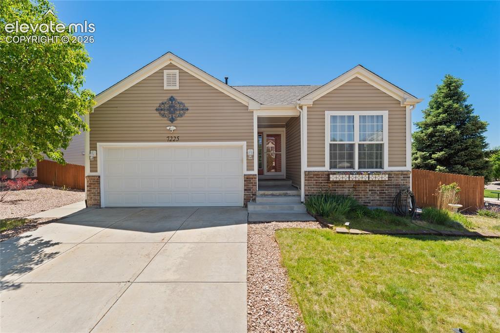 7225 Village Meadows Dr., Fountain, CO 80817