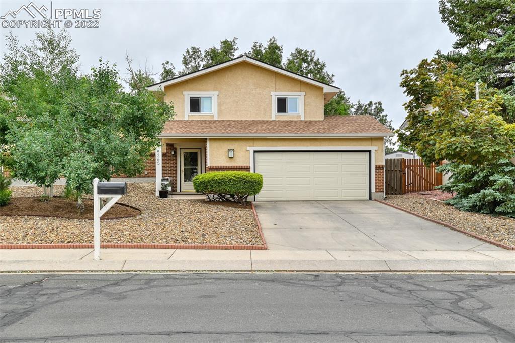 5265 Bunk House Ln., Colorado Springs, CO 80917