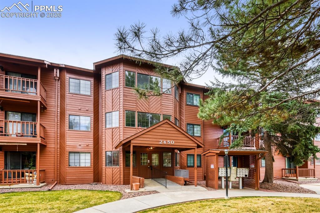 2450 Palmer Park Blvd. #F3, Colorado Springs, CO 80909