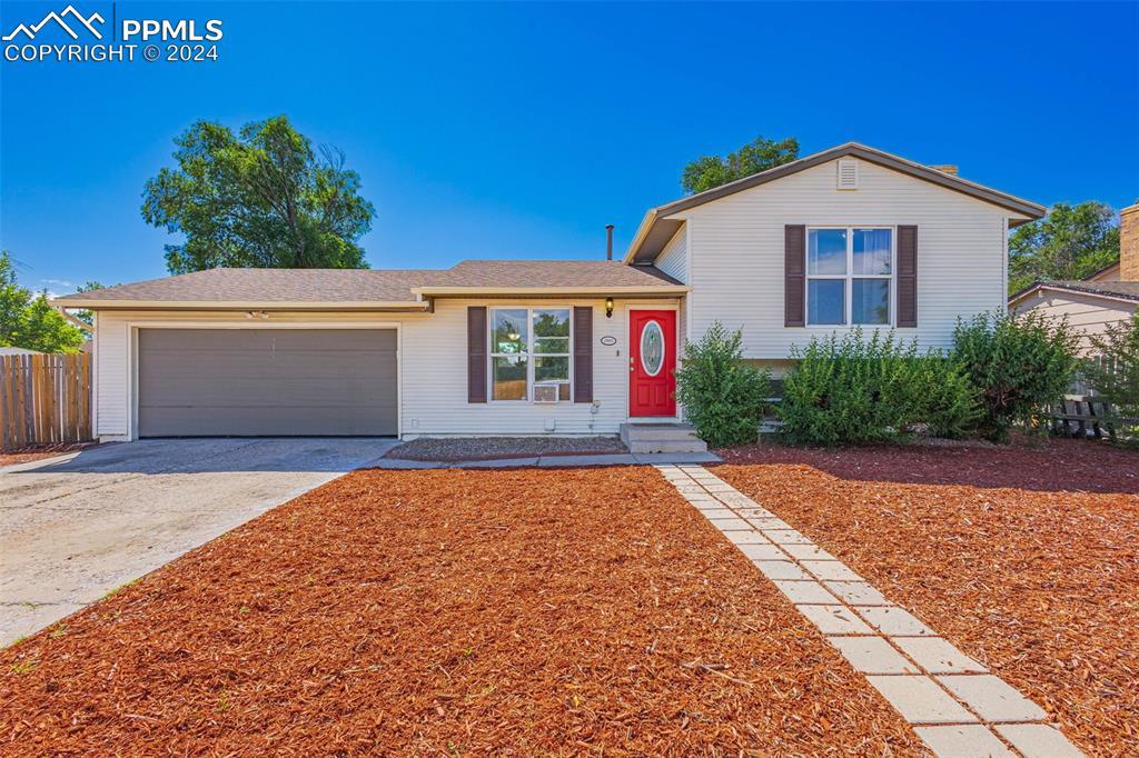 2702 S Chelton Rd., Colorado Springs, CO 80916