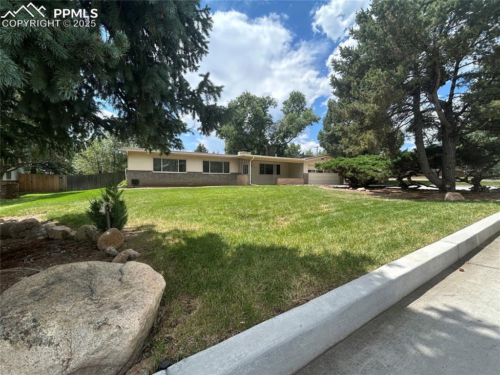 1917 Hercules Dr., Colorado Springs, CO 80905
