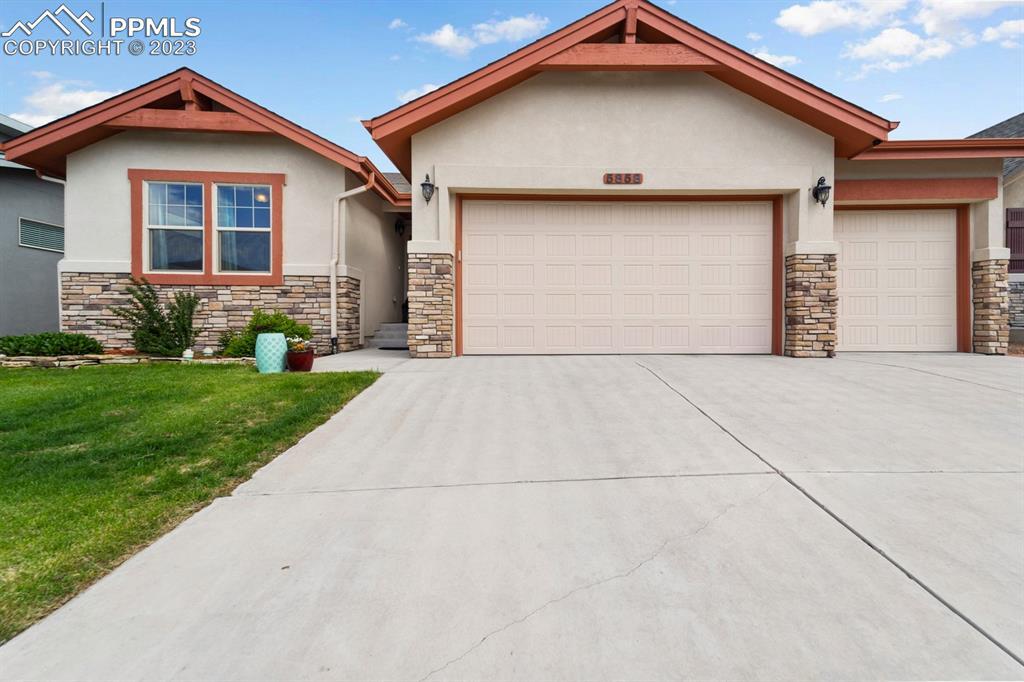 5858 Thurber Dr., Colorado Springs, CO 80924