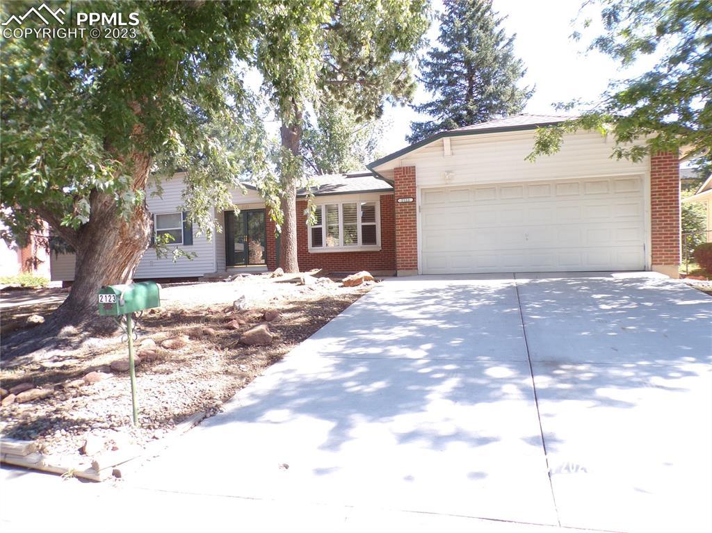 2123 Greenwich Cir., Colorado Springs, CO 80909