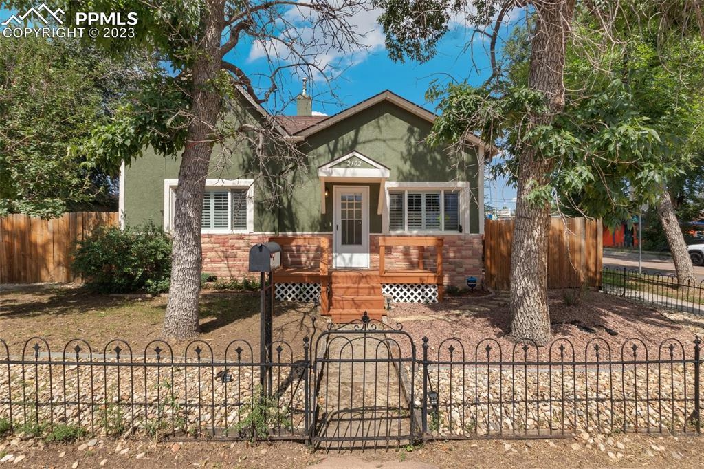 2102 W Cucharras St., Colorado Springs, CO 80904