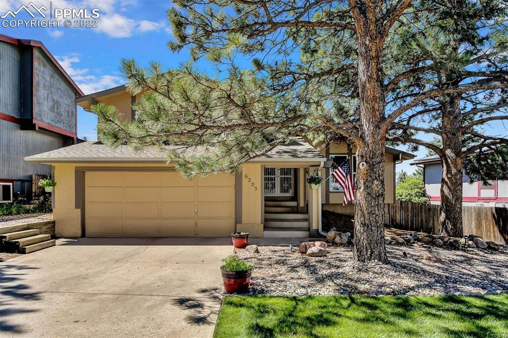 6205 Mach 1 Dr., Colorado Springs, CO 80918