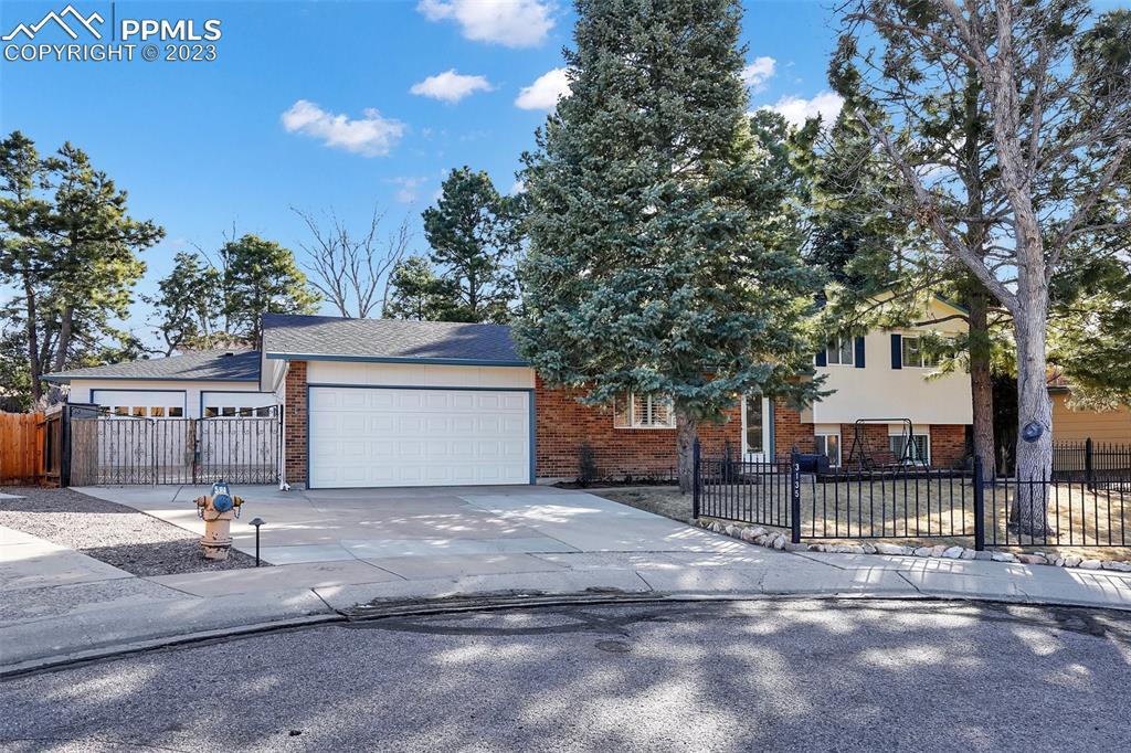 3135 Teardrop Cir., Colorado Springs, CO 80917