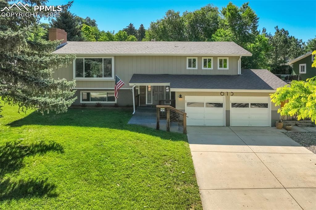 615 Castle Rd., Colorado Springs, CO 80904