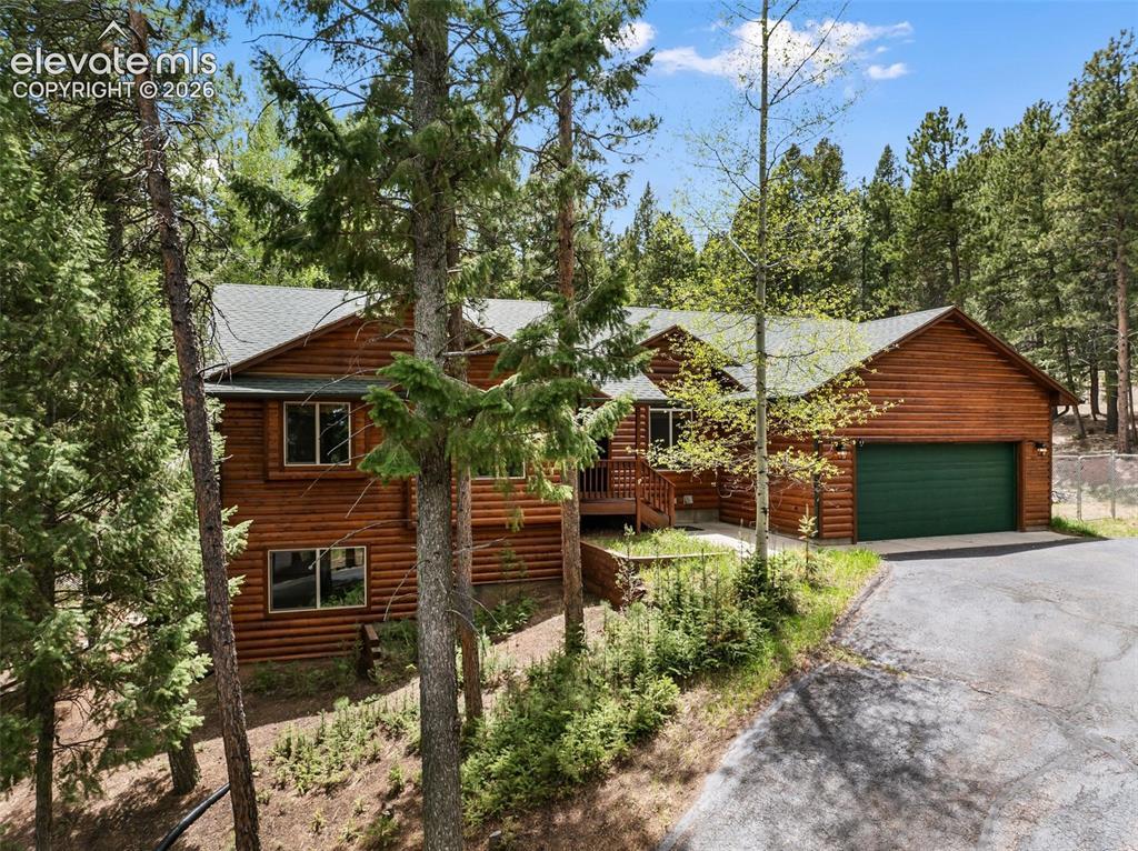 1233 Spruce Ridge Ln., Woodland Park, CO 80863