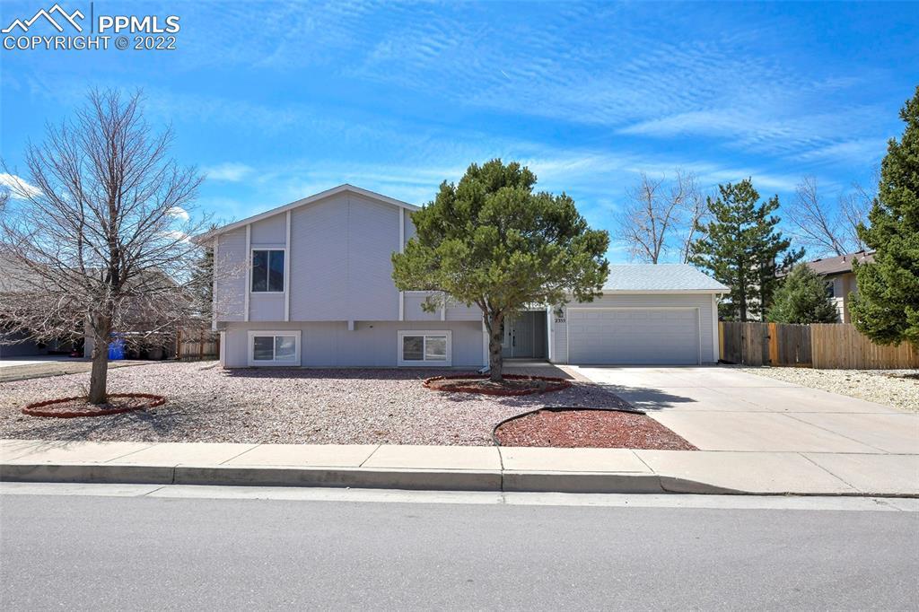 2355 Parliament Dr., Colorado Springs, CO 80920