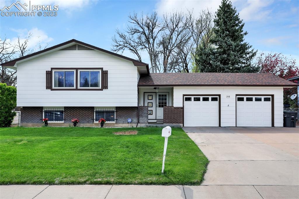 248 Dexter St., Colorado Springs, CO 80911