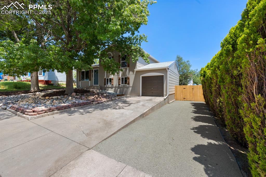 119 Prior Ln., Colorado Springs, CO 80916