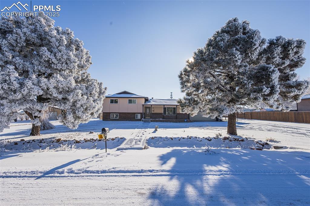 1720 Los Maderos Dr., Pueblo, CO 81006