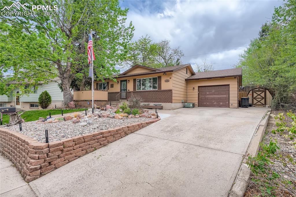 4015 Wakely Dr., Colorado Springs, CO 80909