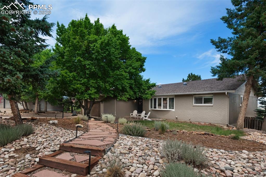 890 Point Of The Pines Dr., Colorado Springs, CO 80919