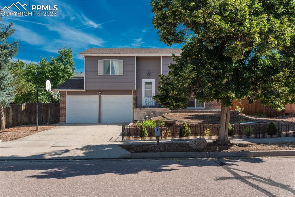 5110 Cita Dr., Colorado Springs, CO 80916