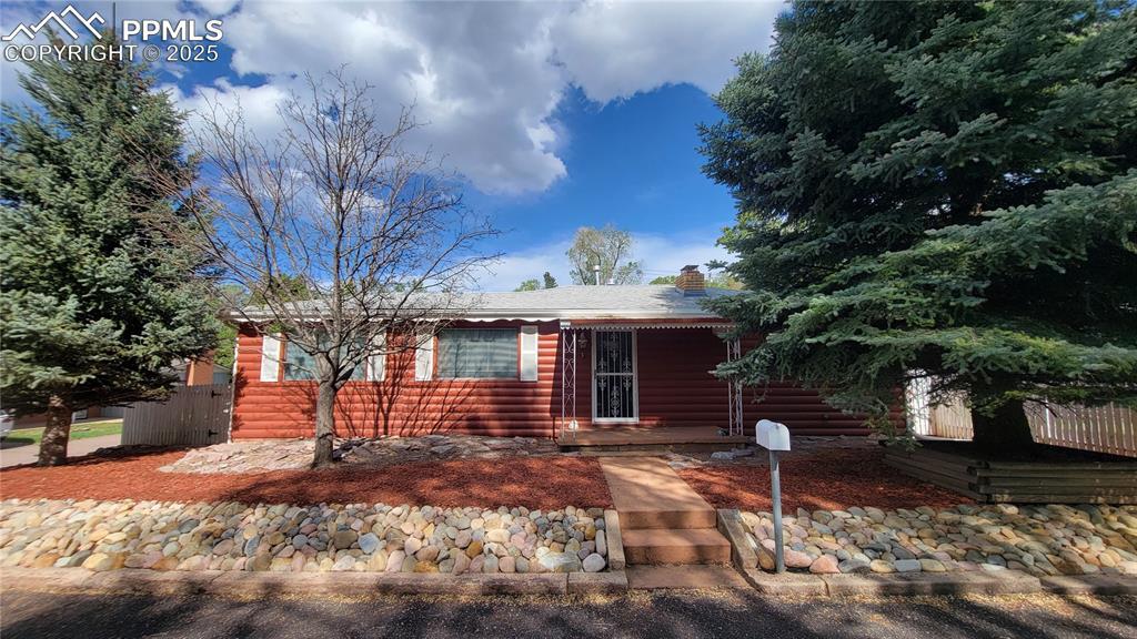 3 Deneta Dr., Manitou Springs, CO 80829