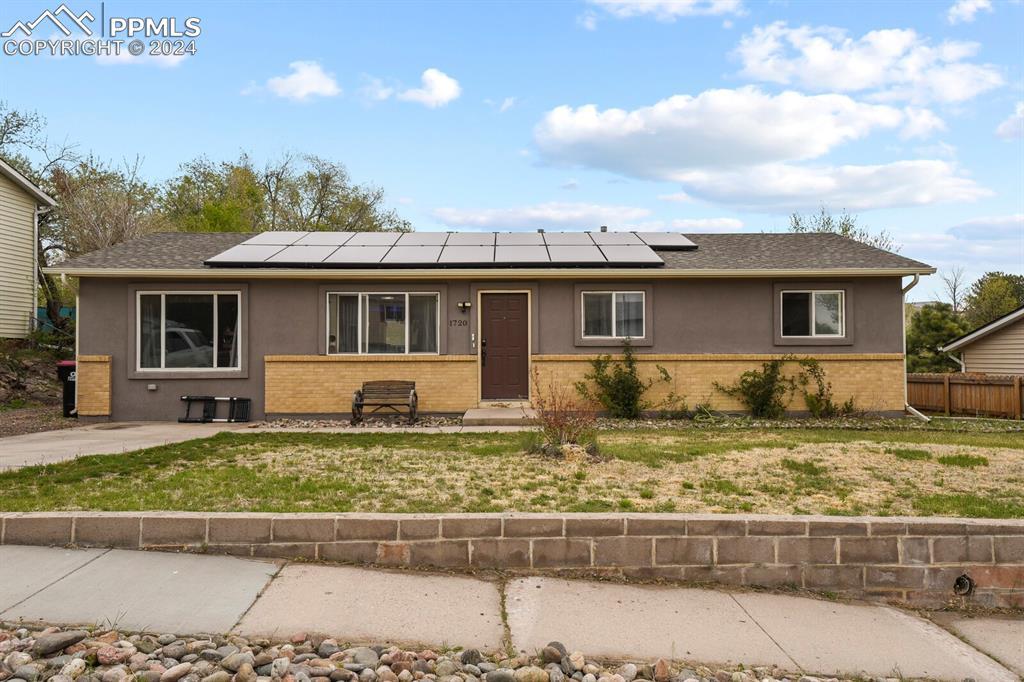 1720 Carmel Dr., Colorado Springs, CO 80910