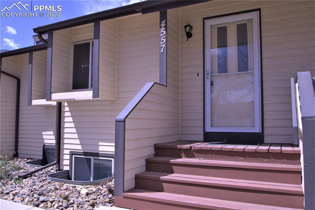 4557 Lamplighter Cir., Colorado Springs, CO 80916