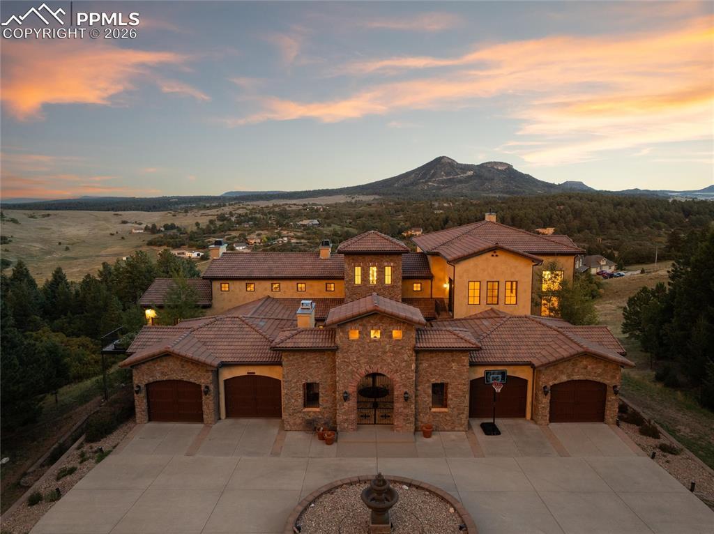 2869 Valley Park Dr., Larkspur, CO 80118