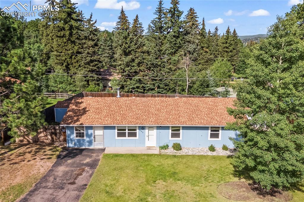 990 N Park Dr., Woodland Park, CO 80863