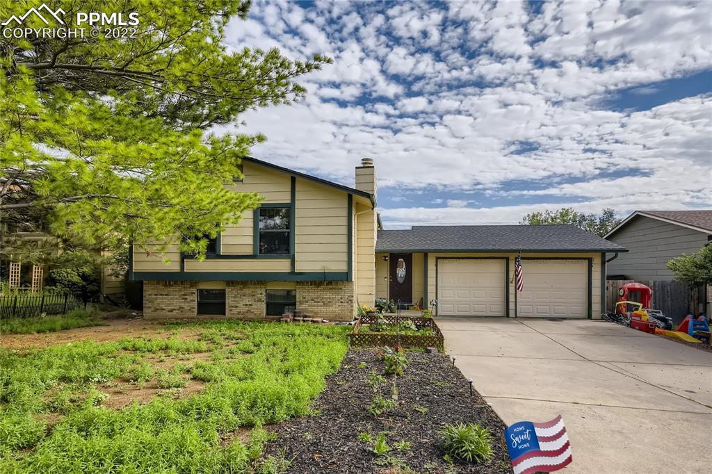 7385 Powderwash Dr., Colorado Springs, CO 80911