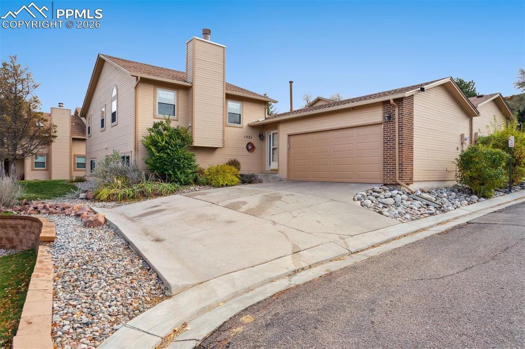1521 Shane Cir., Colorado Springs, CO 80907