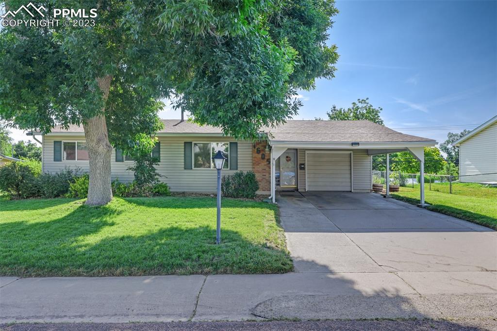 1605 Rosemont Dr., Colorado Springs, CO 80911