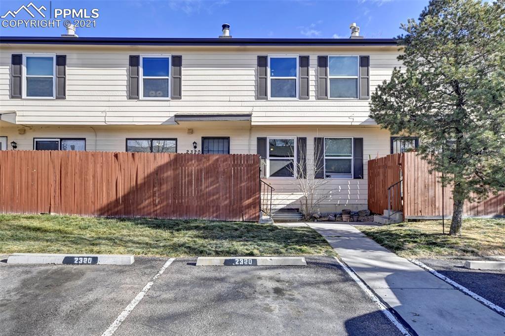 2320 Lexington Village Ln., Colorado Springs, CO 80916