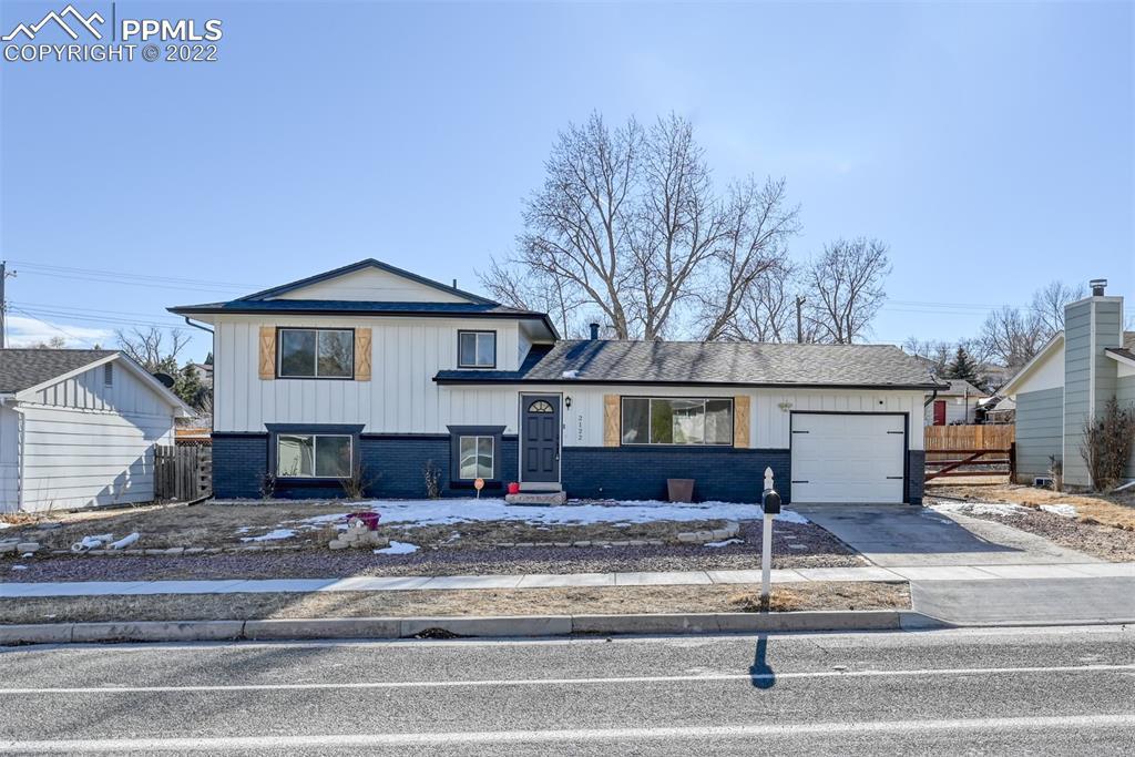 2122 Monterey Rd., Colorado Springs, CO 80910