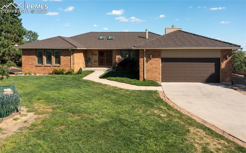 345 Thames Dr., Colorado Springs, CO 80906