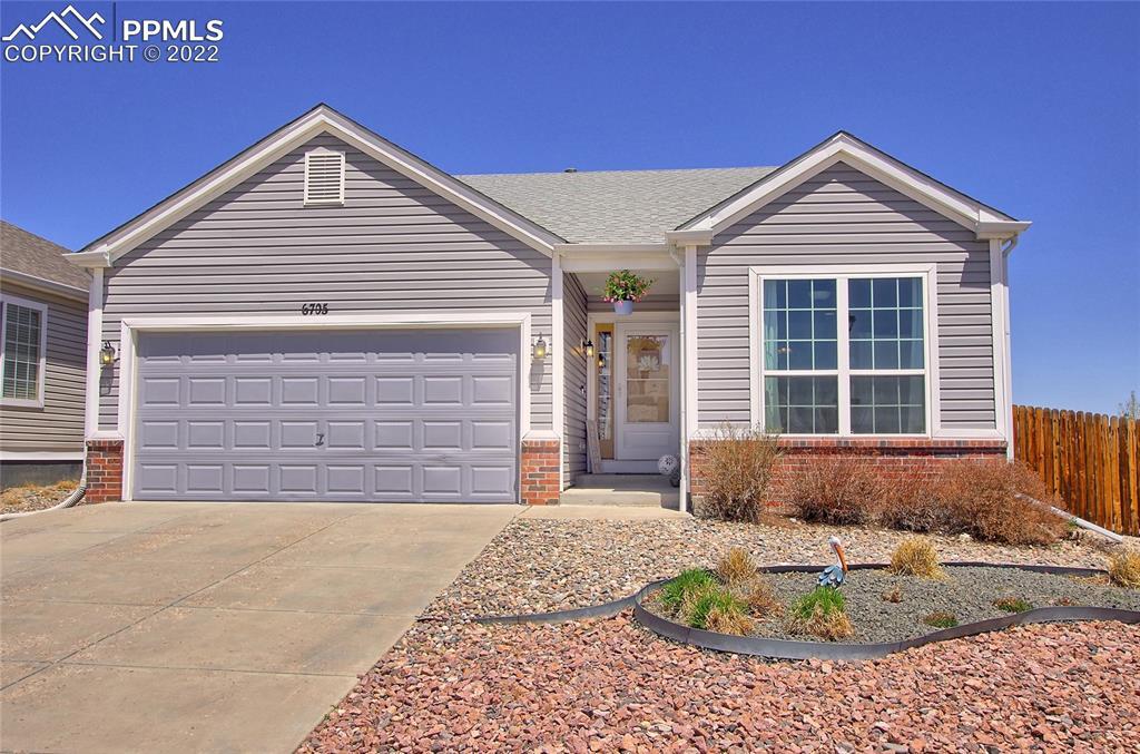 6705 Fowler Dr., Colorado Springs, CO 80923